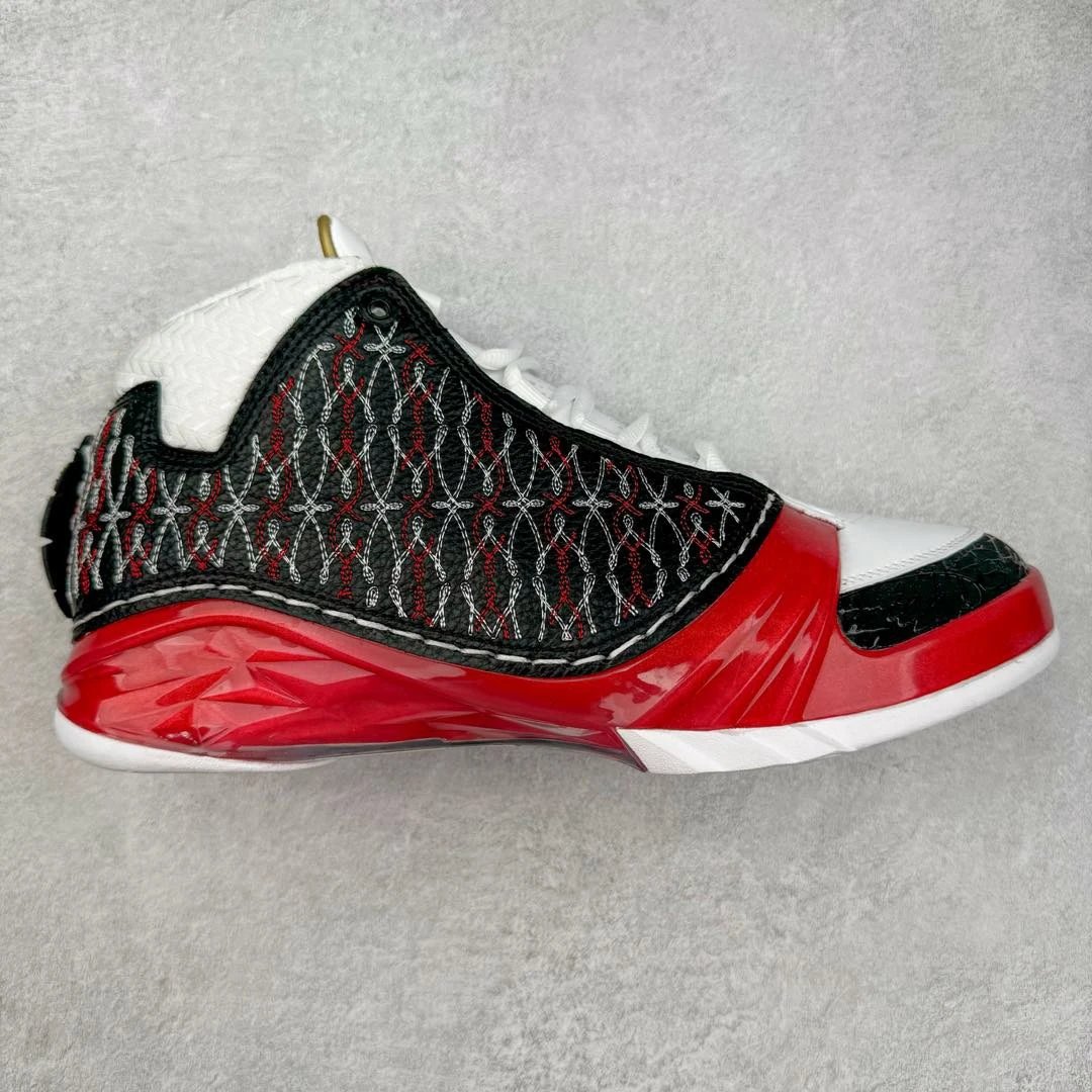 Unbranded Sneakers High-Top Stitched Basketball — White, black, and red