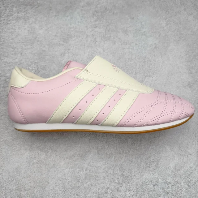 Unbranded Sneakers Low-Top Three-Stripe Martial Arts Shoes product detail image 1