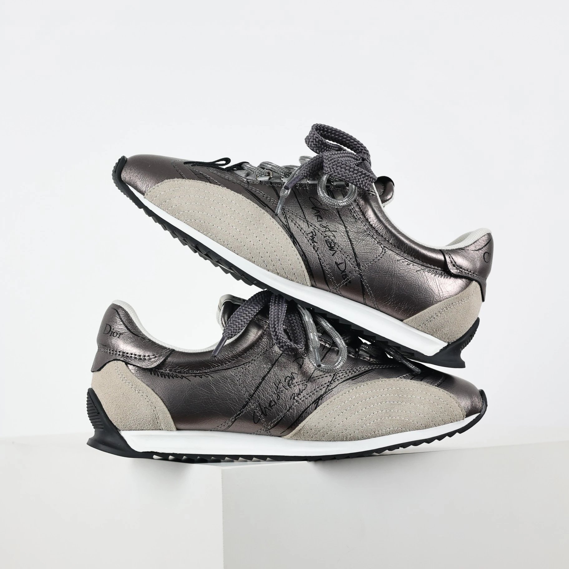 Dior Sneakers D-Sketch low-top lace-up with sketch-print panels — Silver