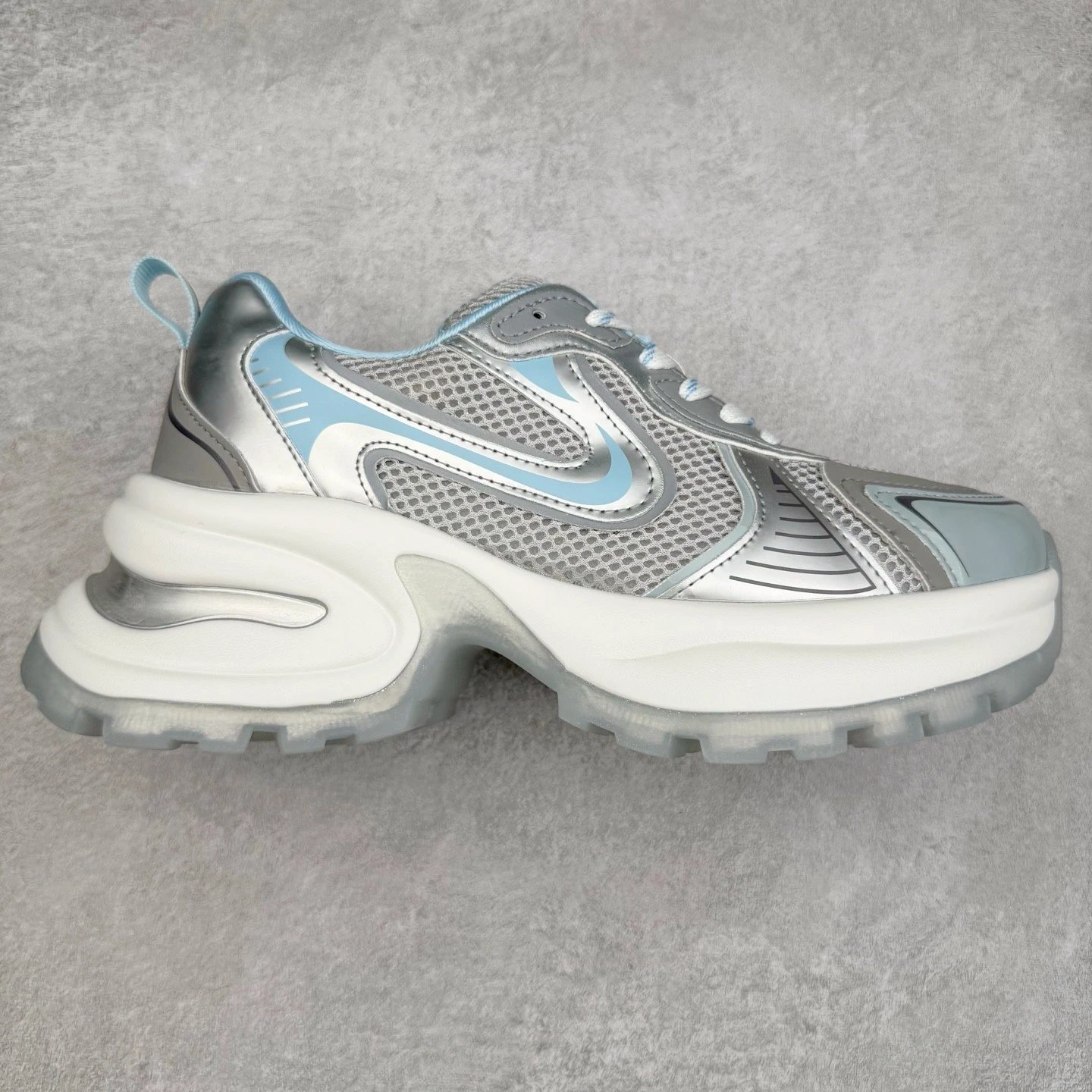 Unbranded Sneakers Mesh chunky with segmented platform sole — Blue Silver