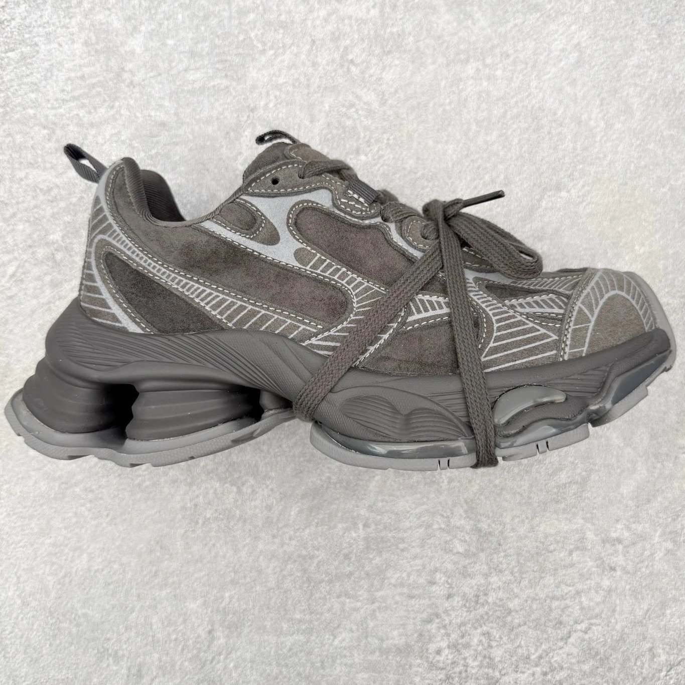 Unbranded Sneakers Mesh chunky with segmented platform sole — black gray strap