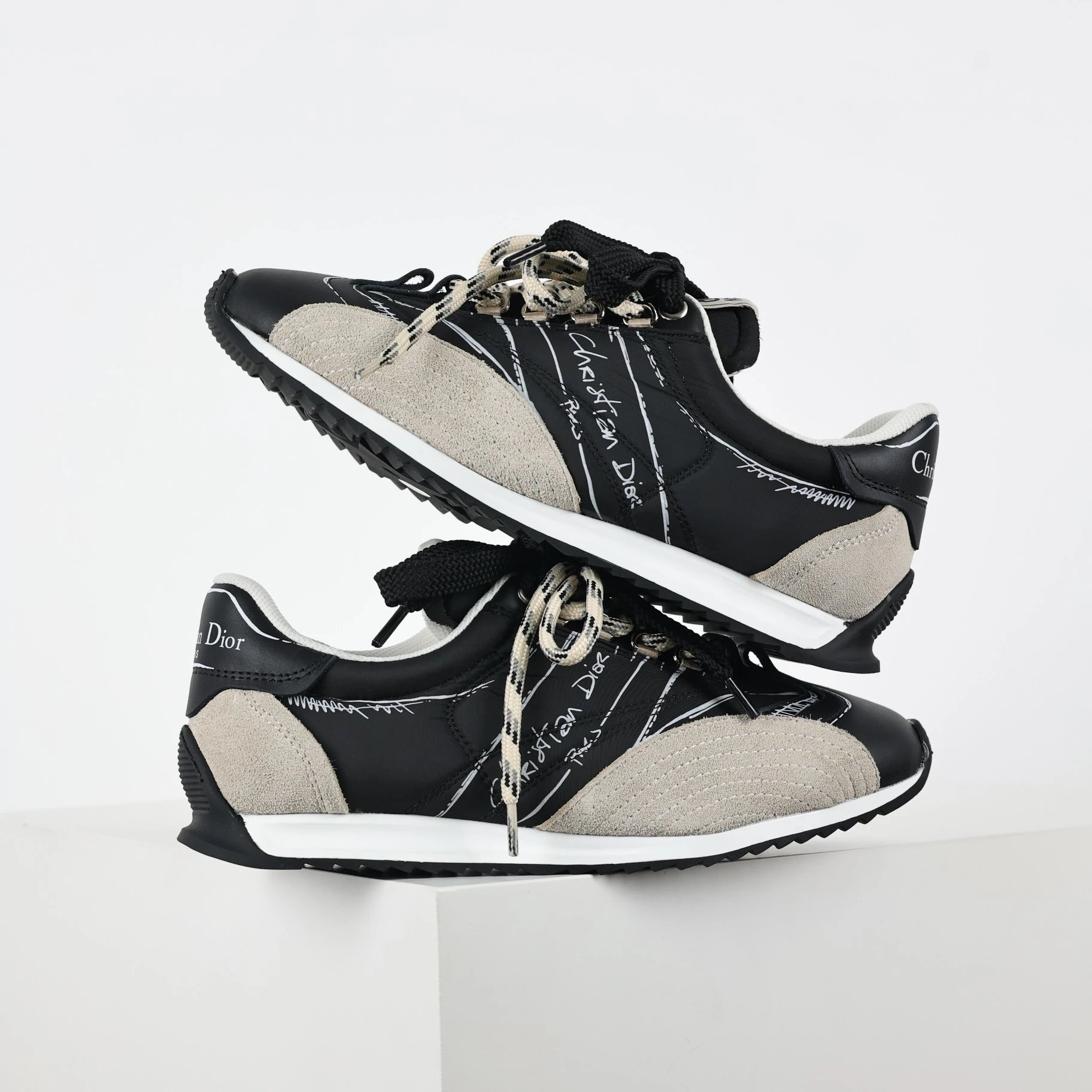 Dior Sneakers D-Sketch low-top lace-up with sketch-print panels — Black