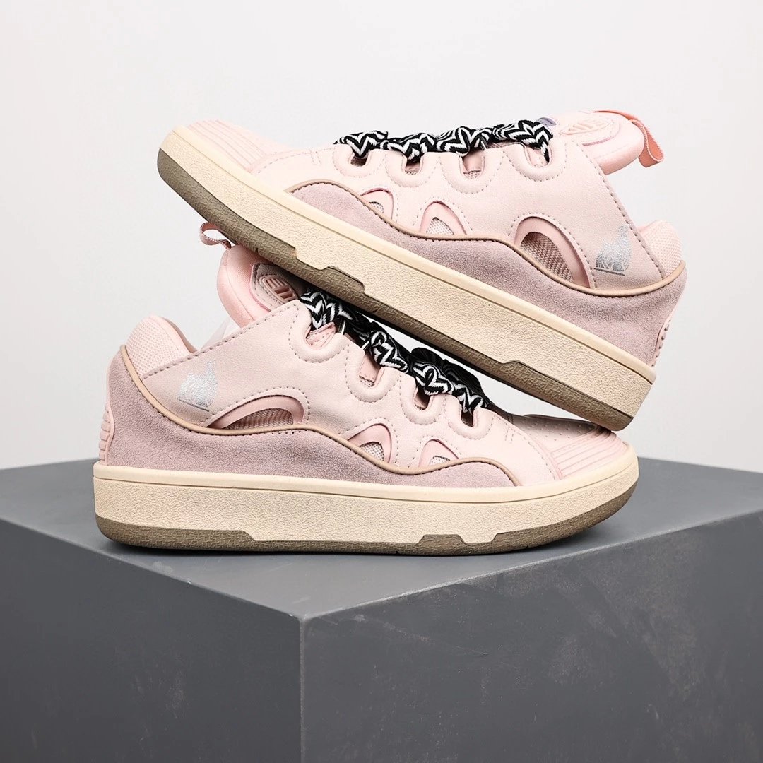 Lanvin Sneakers Low-top with wavy paneling and patterned laces — powder