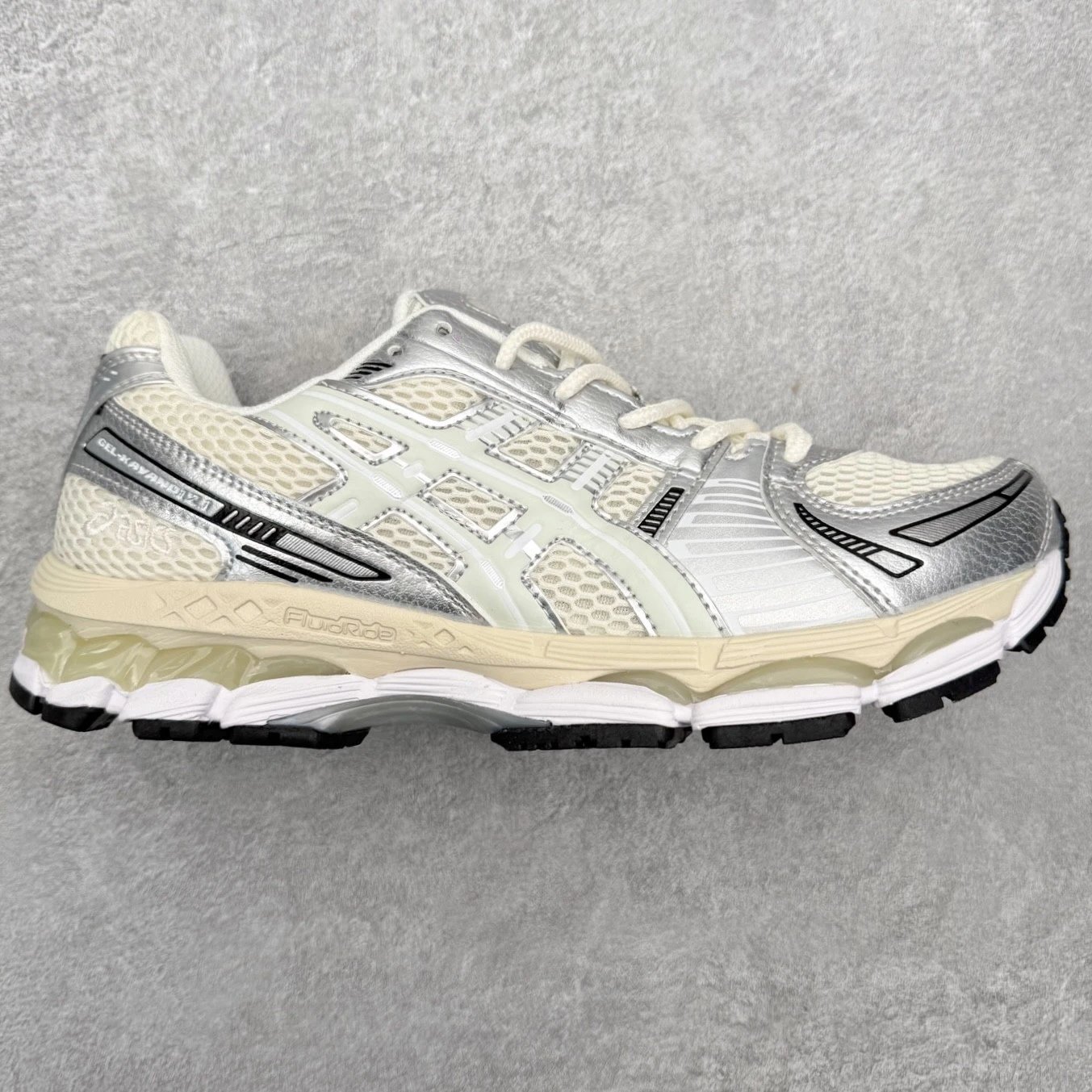 ASICS Sneakers GEL-KAYANO 12.1 — Rice silver