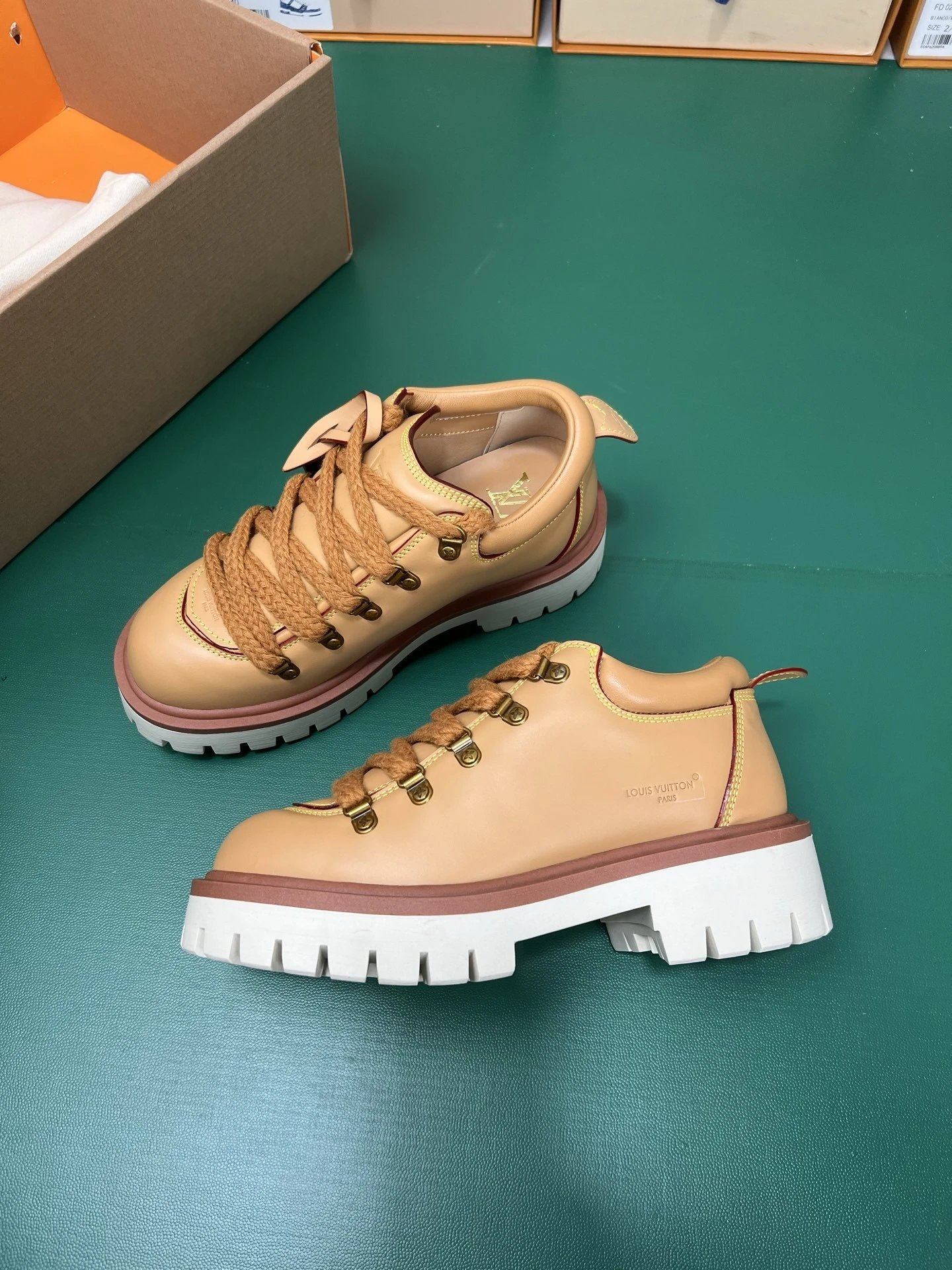 Louis Vuitton Boots Low-Top Workwear Lace-Up with Lug Soles — Khaki