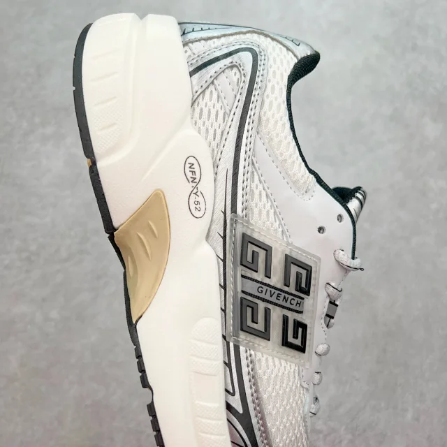 Givenchy Sneakers Low-Top Mesh with Chunky Sole product detail image 24