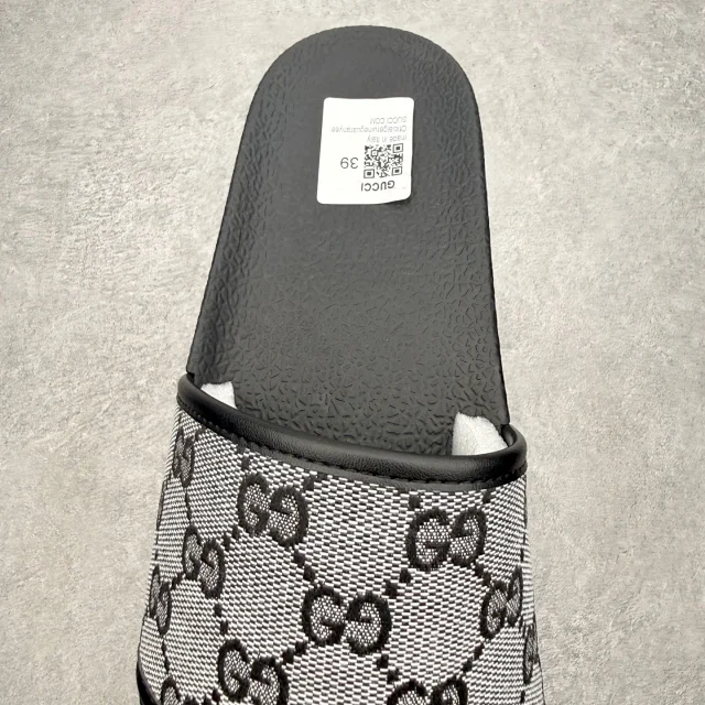 Gucci Slippers Logo-Pattern Lug-Sole Slide product detail image 41