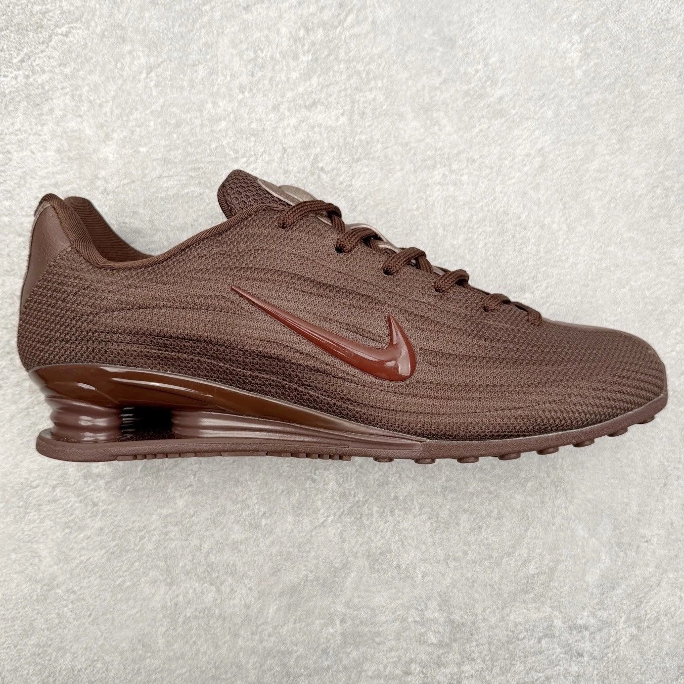 Nike Sneakers Low-top with column-cushioned heel — Brown