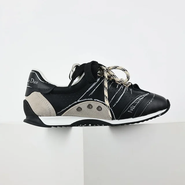 Dior Sneakers D-Sketch low-top lace-up with sketch-print panels product detail image 25