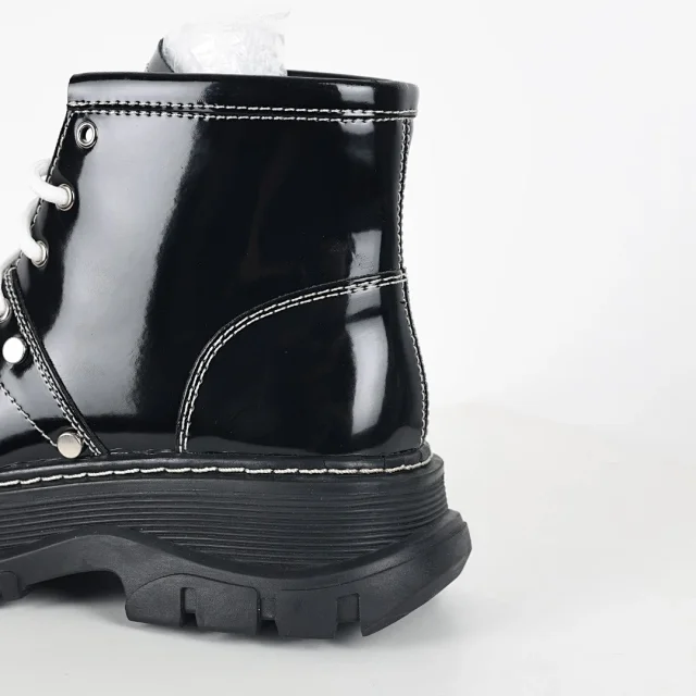 Unbranded Boots Lace-Up Ankle with Lug Sole product detail image 4