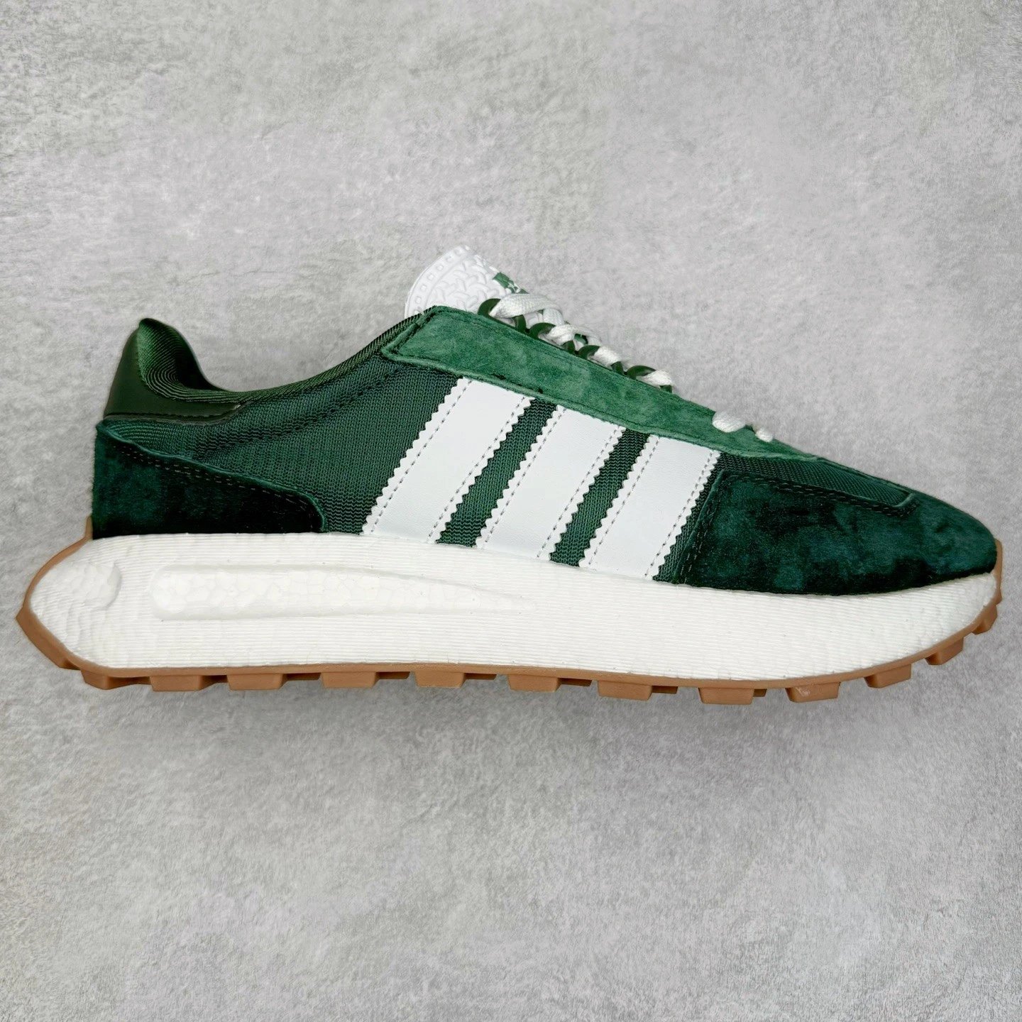 Adidas Sneakers Retropy E5 — Green and white