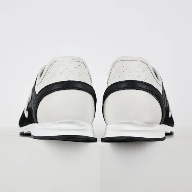 Chanel Sneakers Low-Top Double-C Logo product detail image 8
