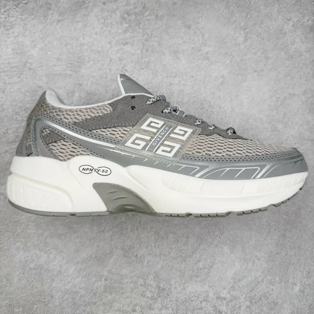 Givenchy Sneakers Low-Top Mesh with Chunky Sole product detail image 1
