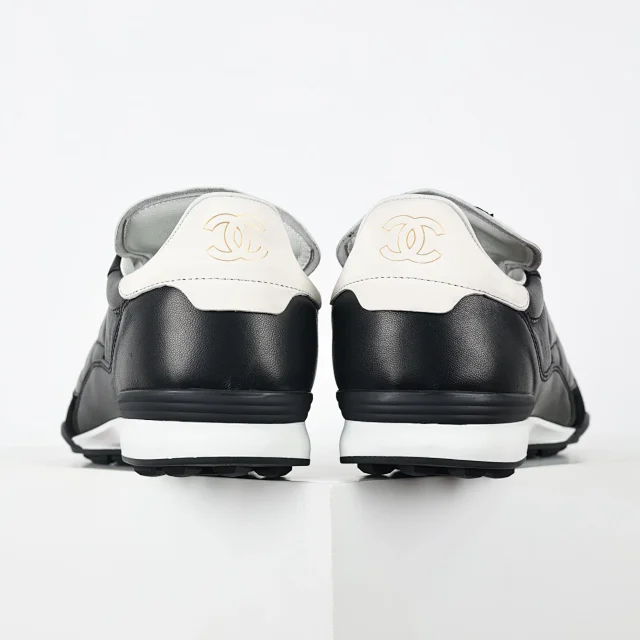 Chanel Sneakers Low-Top Double-C Logo product detail image 53
