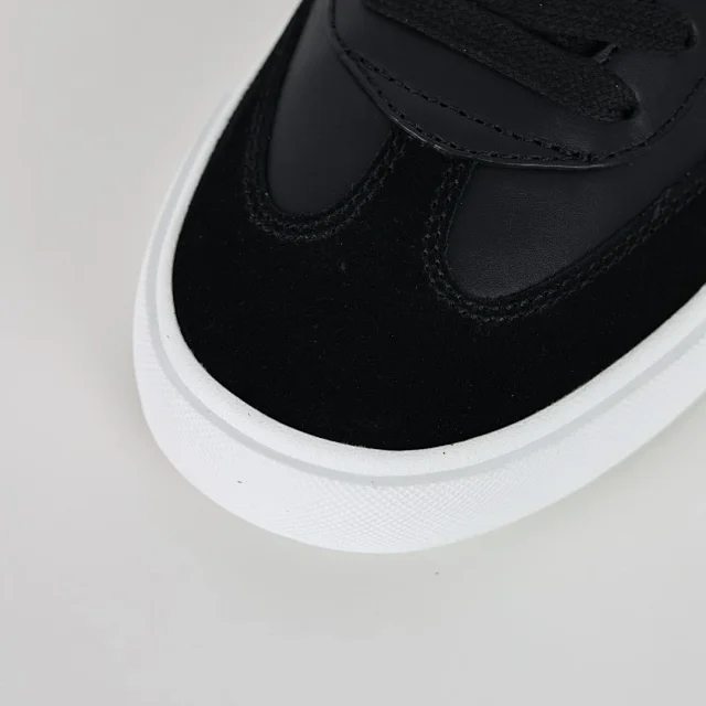 Dior Sneakers B101 low-top product detail image 23