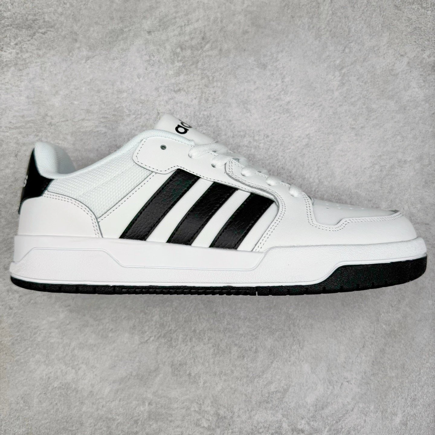 adidas Sneakers Neo Entrap Low — Black and white