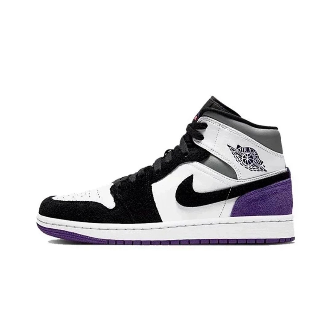 Nike Sneakers Air Jordan 1 Mid — White and blue