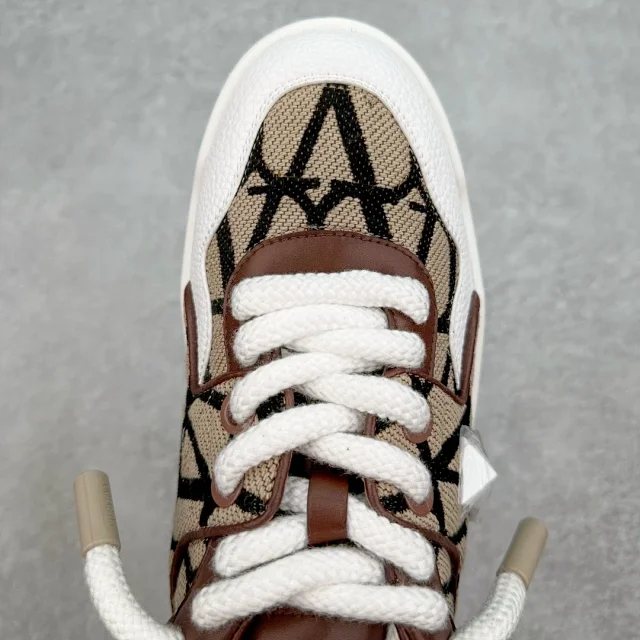 Valentino Garavani Sneakers One Stud XL Low-Top product detail image 22