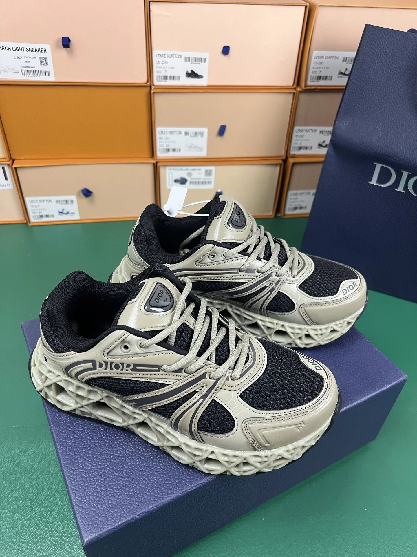 Dior Sneakers B35 Mesh — Gray-green