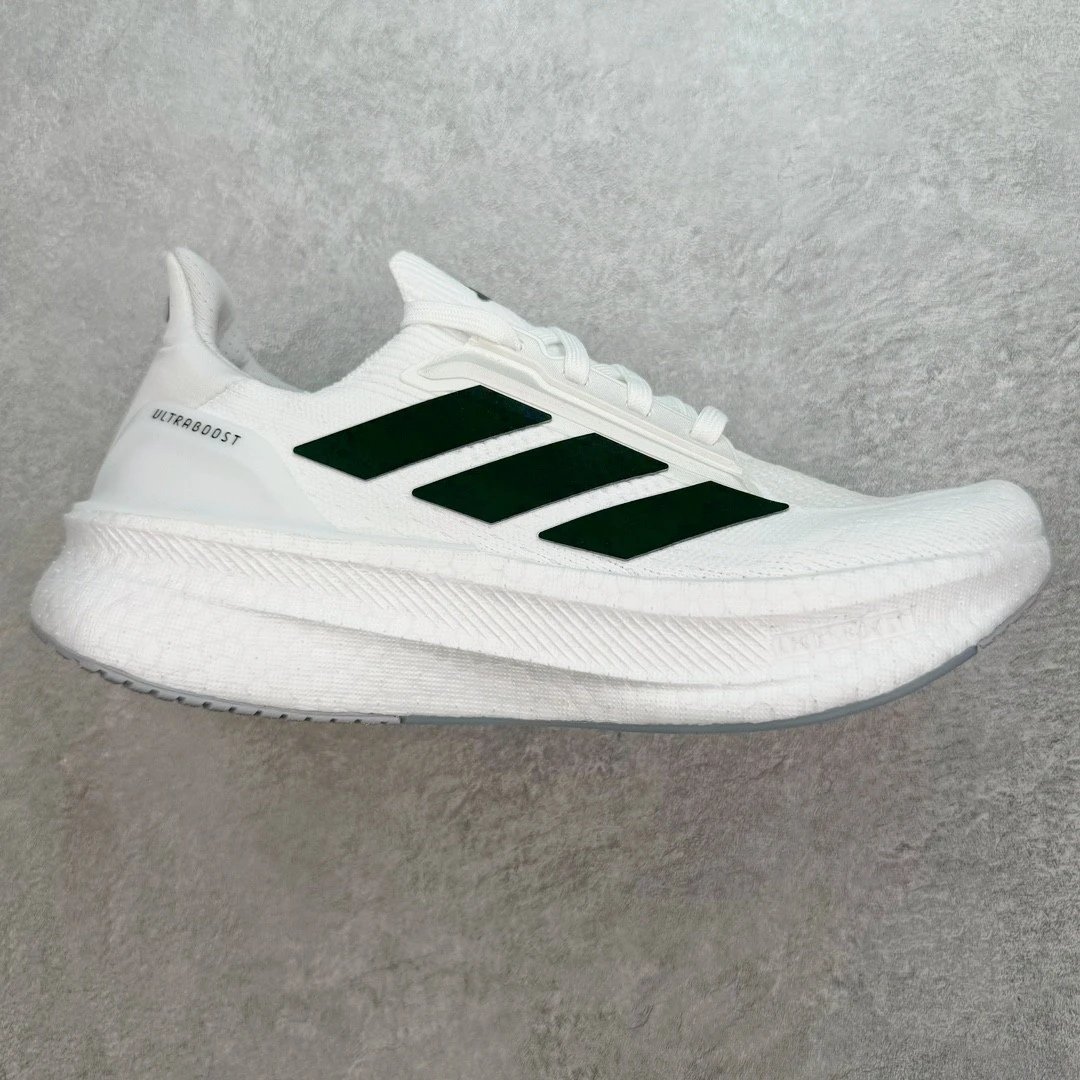 adidas Sneakers Ultraboost 5X — Black and white