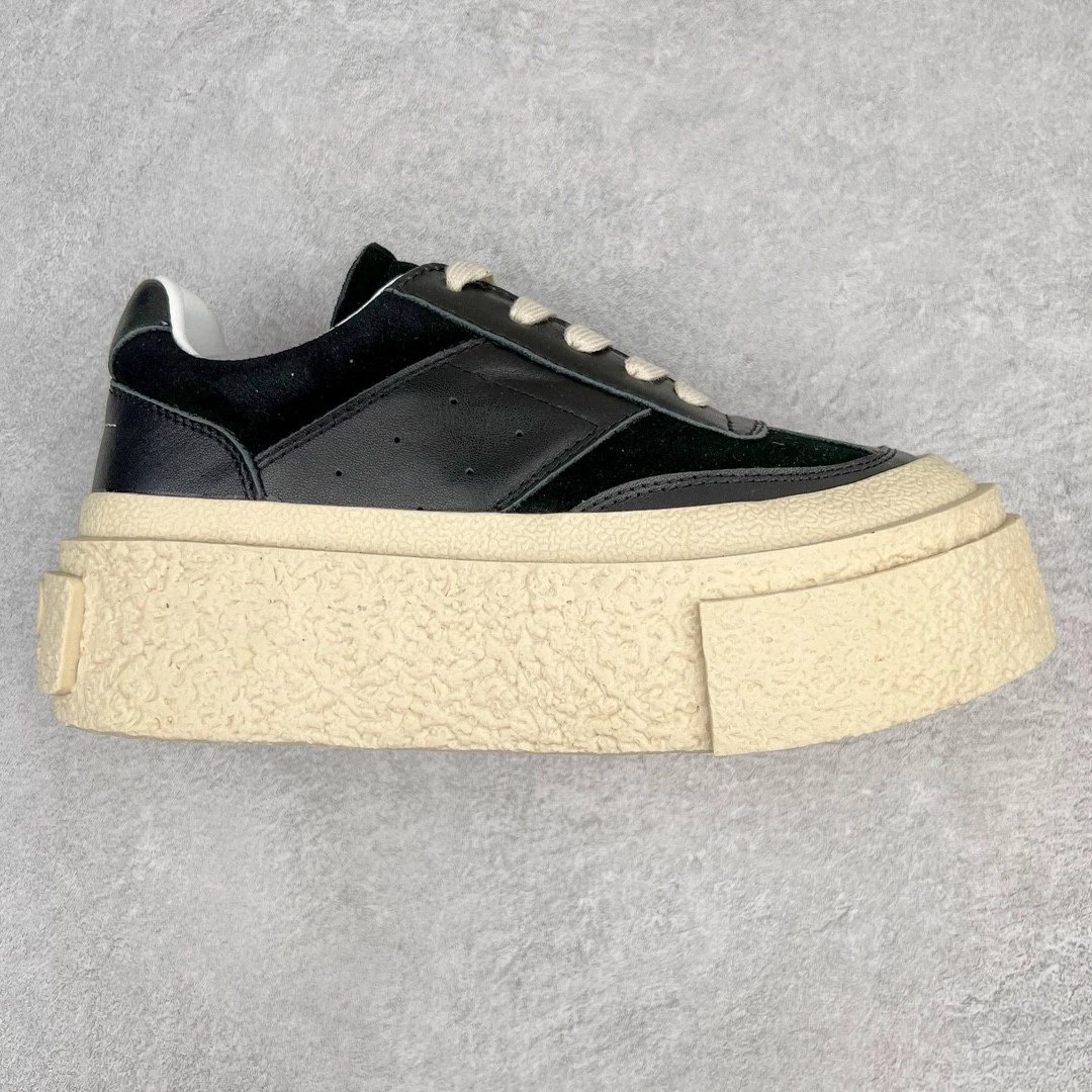 Unbranded Sneakers Low-Top Platform with Textured Oversized Sole — Black