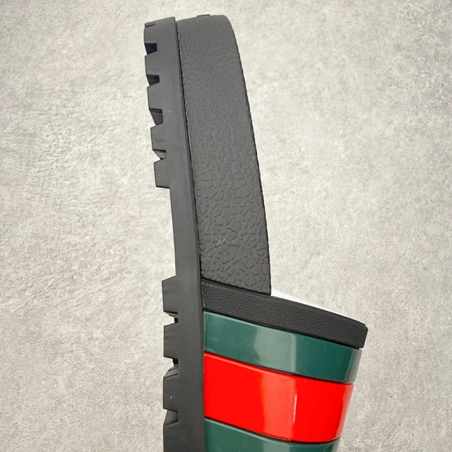 Gucci Slippers Logo-Pattern Lug-Sole Slide product detail image 33