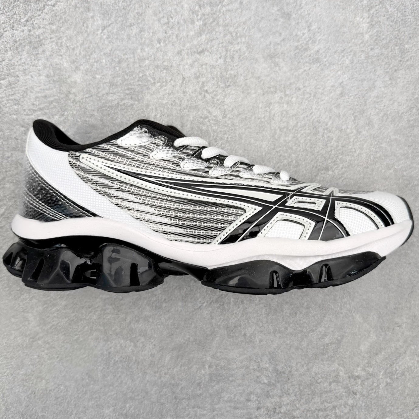 ASICS Sneakers GEL-Quantum low-top — Black and white