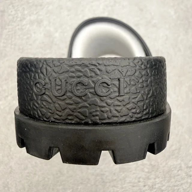 Gucci Slippers Logo-Pattern Lug-Sole Slide product detail image 44
