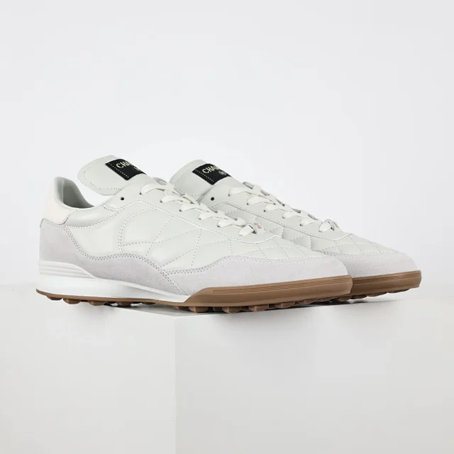 Chanel Sneakers Low-Top Double-C Logo product detail image 21