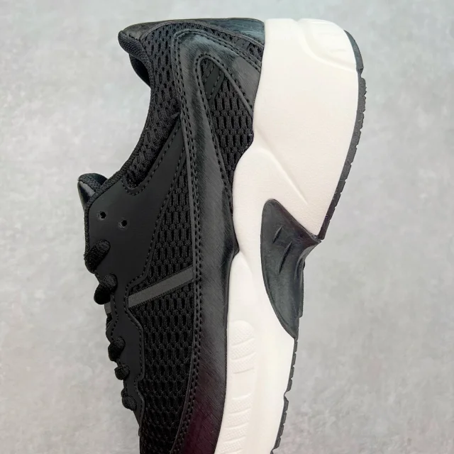 Givenchy Sneakers Low-Top Mesh with Chunky Sole product detail image 16