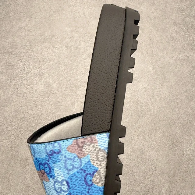 Gucci Slippers Logo-Pattern Lug-Sole Slide product detail image 61