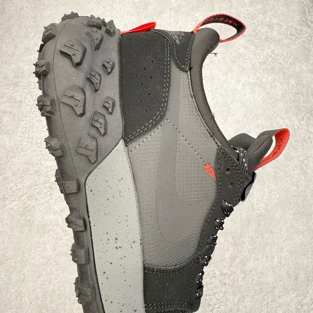 Nike Sneakers Low-Top Trail with Lug Outsole product detail image 6