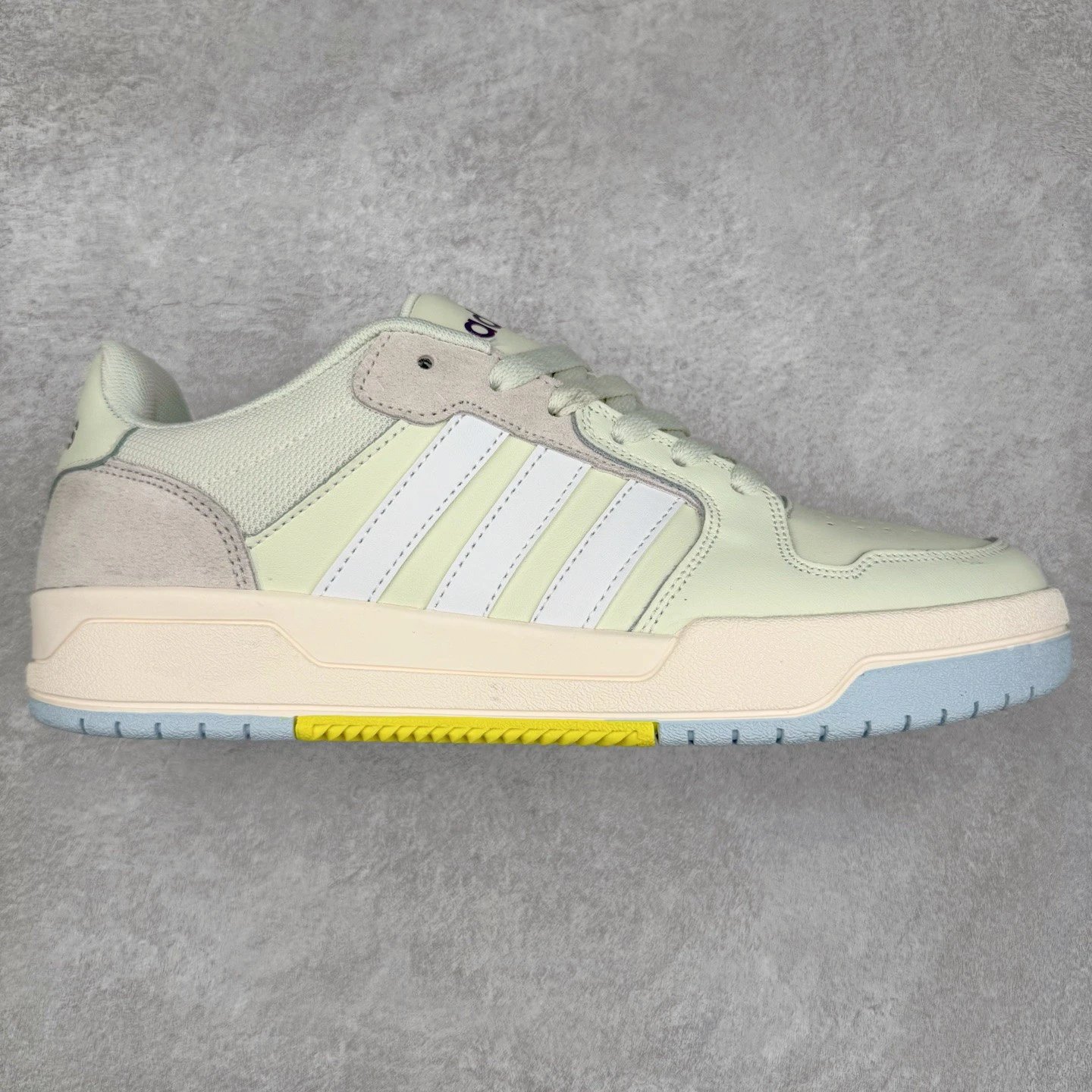 adidas Sneakers Neo Entrap Low — Green and white