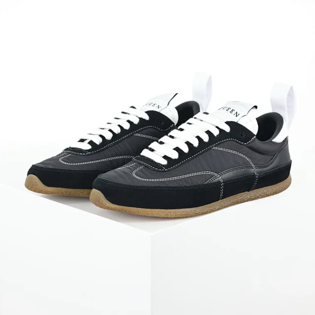 Alexander McQueen Sneakers Low-Top Nylon and Suede with Rear Pull Tabs product detail image 19