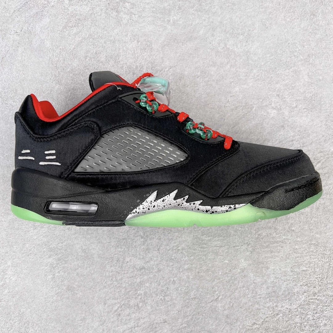 Unbranded Sneakers AJ 5 Low — Black and red silk