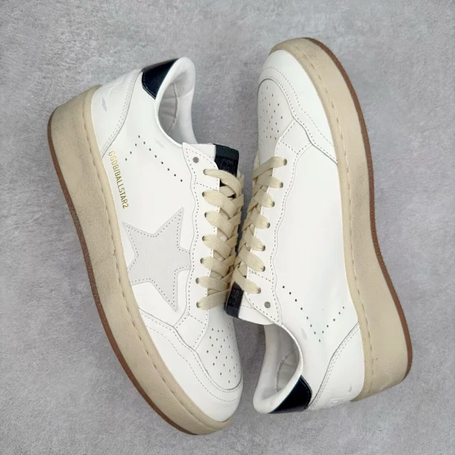 Golden Goose Sneakers Ball Star low-top star-appliqué product detail image 3