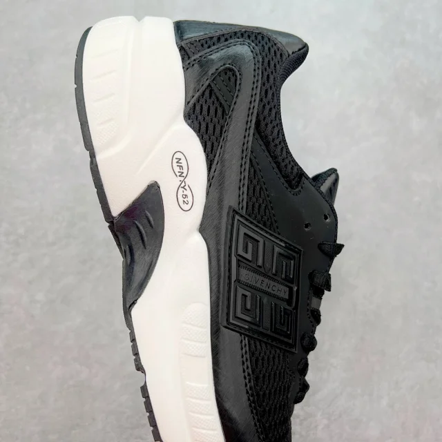 Givenchy Sneakers Low-Top Mesh with Chunky Sole product detail image 15