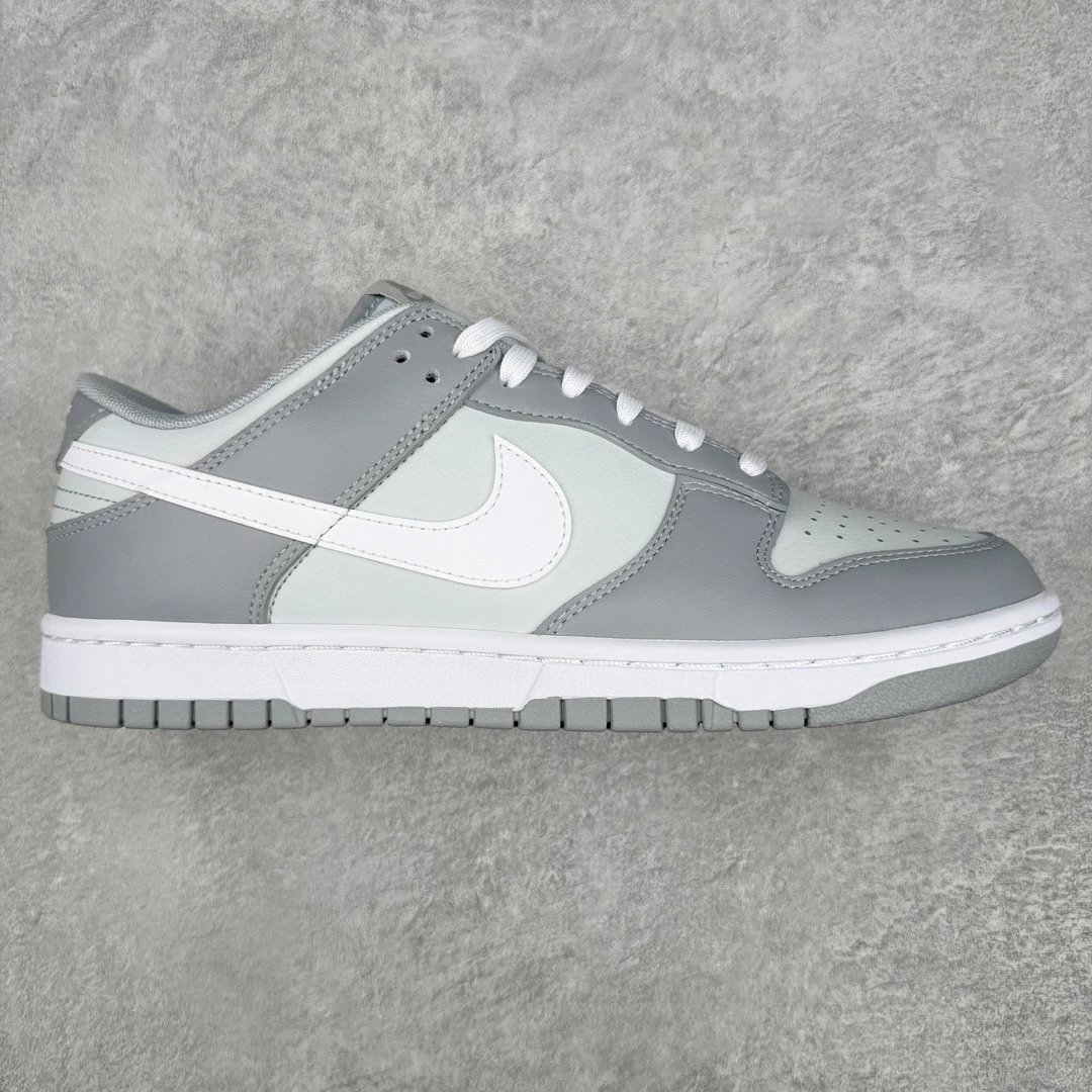 Nike Sneakers Dunk Low Retro — Grayish white