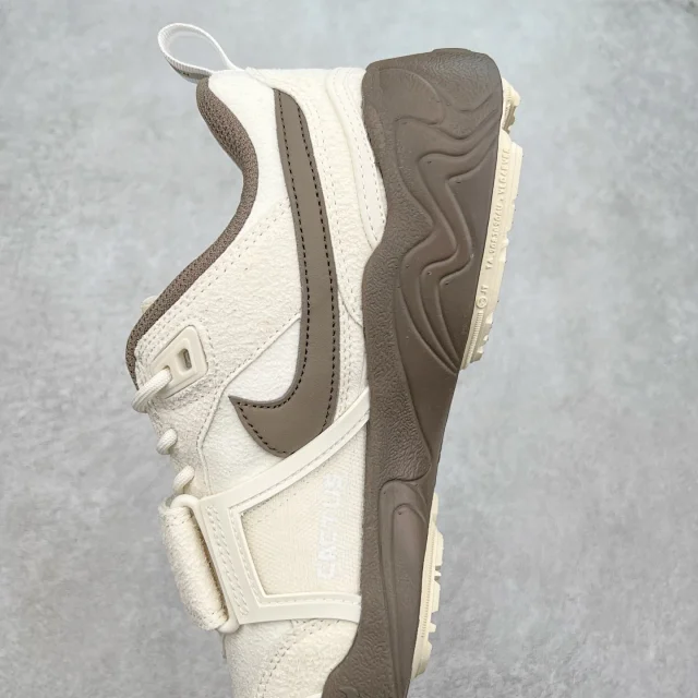 Nike Sneakers Shark-A-Don product detail image 16