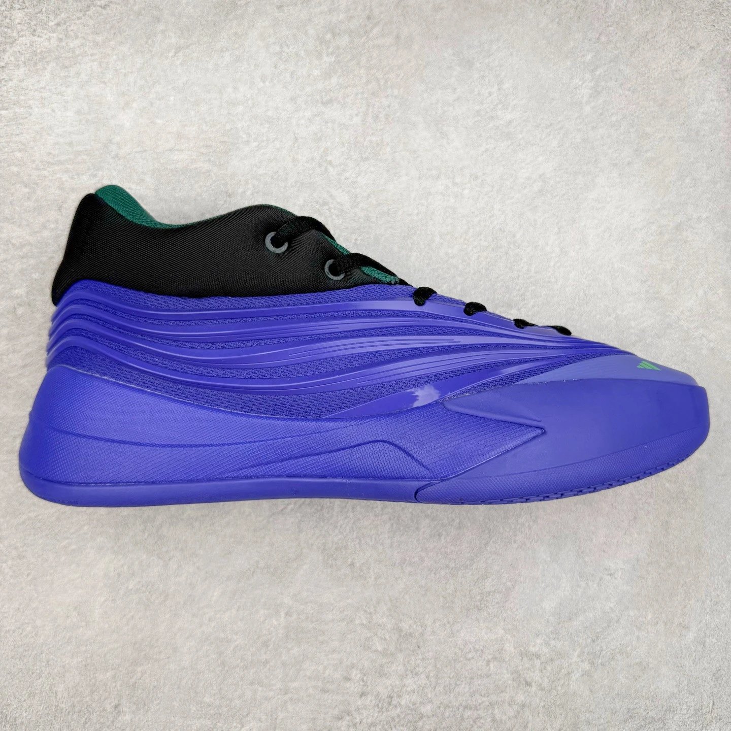 Adidas Sneakers Dame 10 Basketball Shoes — Black purple