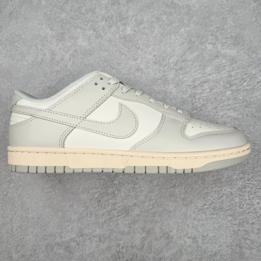 Nike Sneakers Dunk Low Retro — Bone white
