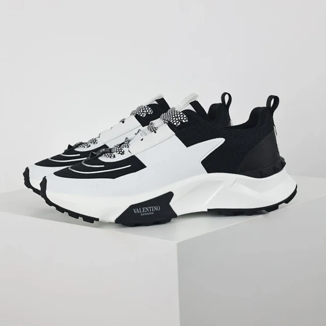 Valentino Garavani Sneakers Freedots product detail image 1