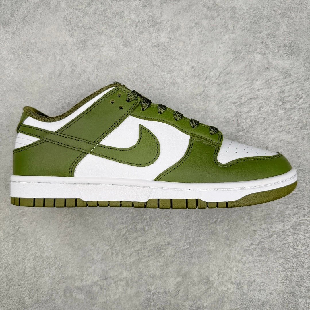 Nike Sneakers Dunk Low Retro — Avocado green