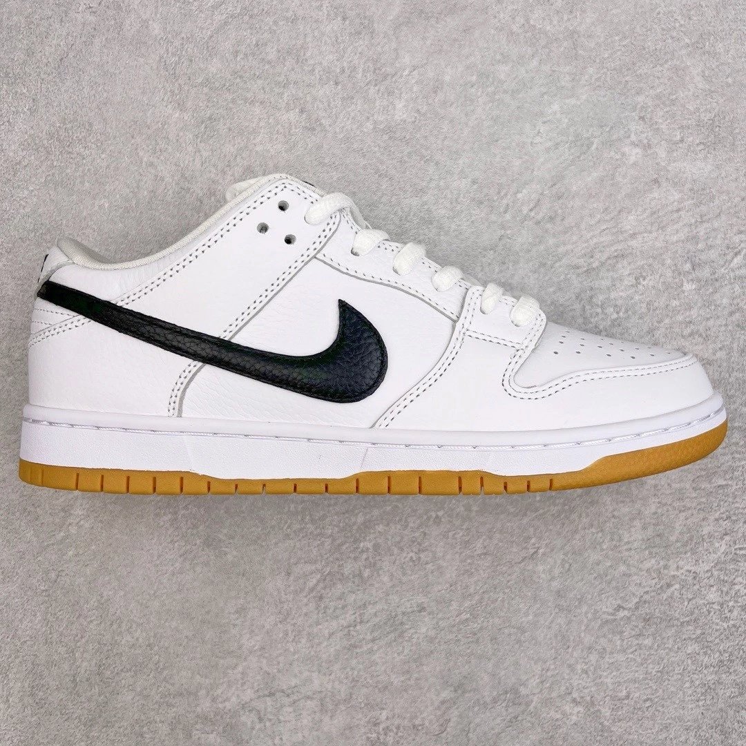 Nike Sneakers Dunk Low Retro — White and black raw rubber