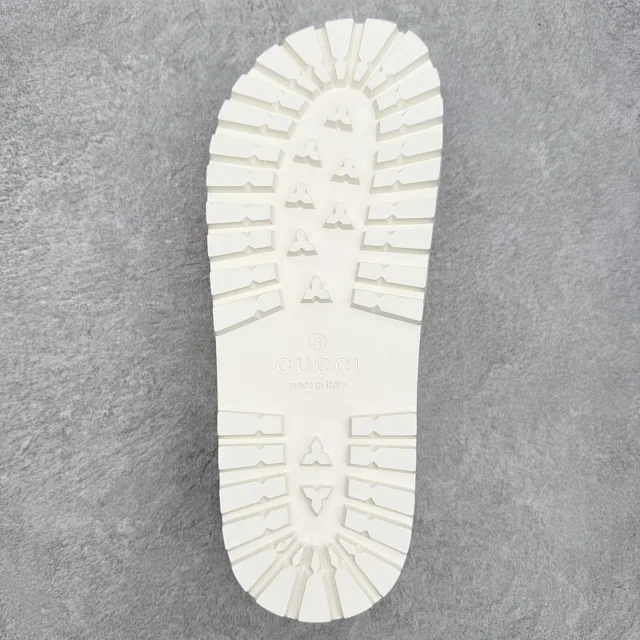 Gucci Slippers Logo-Pattern Lug-Sole Slide product detail image 27