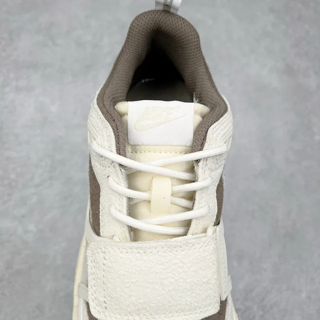 Nike Sneakers Shark-A-Don product detail image 23