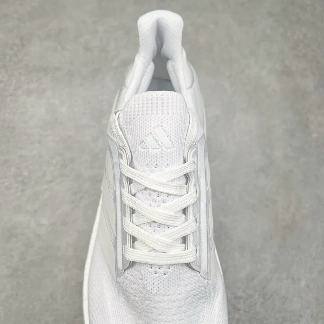 Adidas Sneakers Ultraboost 5X product detail image 32