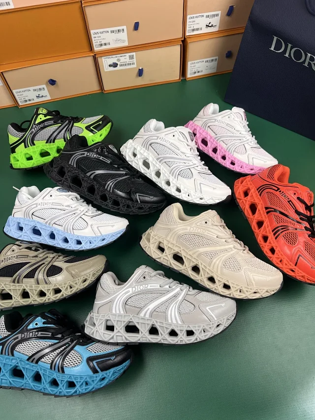 Dior Sneakers B35 Mesh product detail image 1