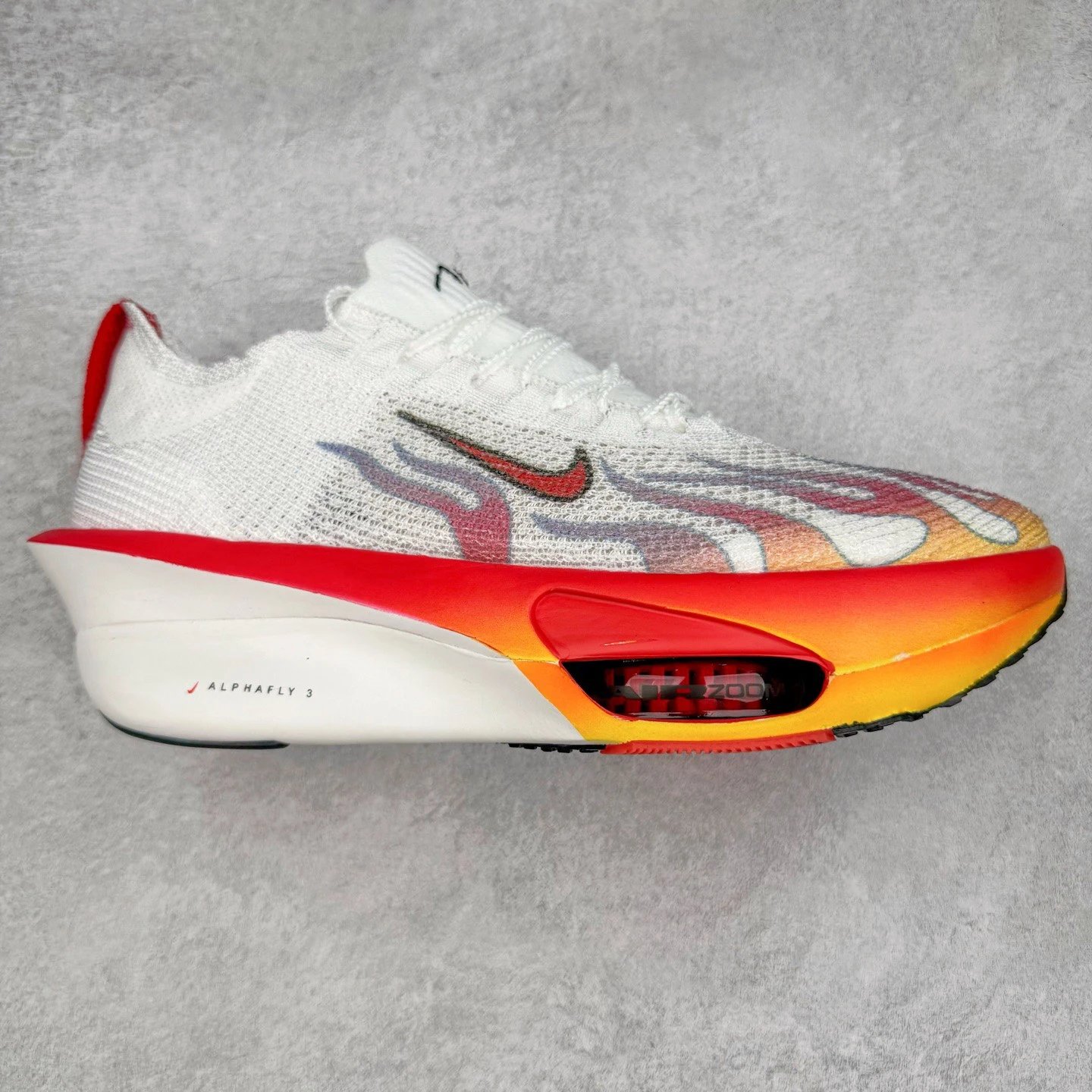 Nike Sneakers Air Zoom Alphafly NEXT% 3 — White and red