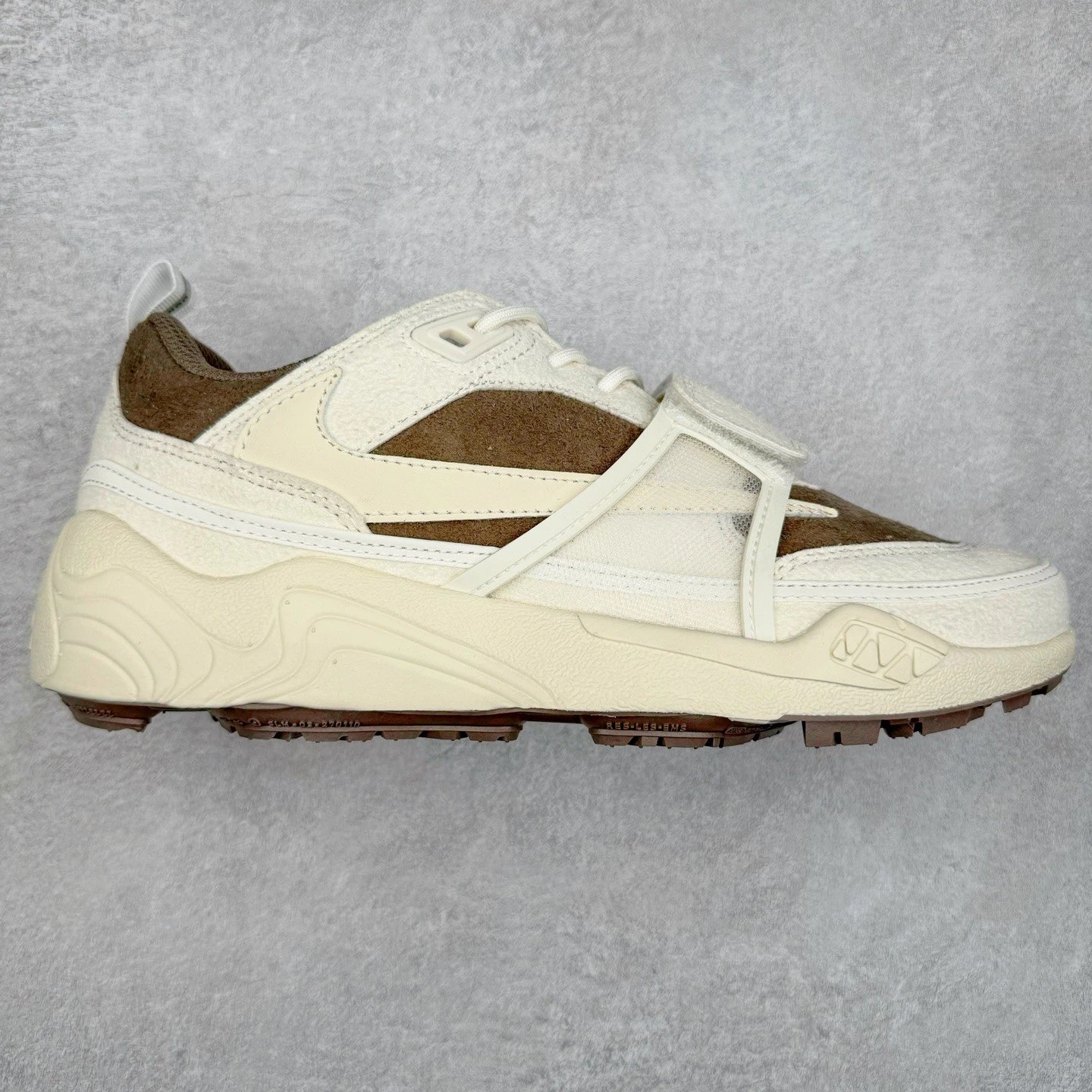 Nike Sneakers Shark-A-Don — White-brown